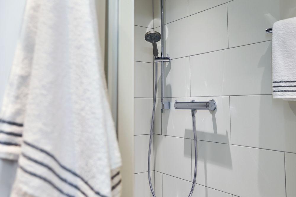 Hotel Bellinzona Sud Swiss Quality Монте-Карассо Экстерьер фото