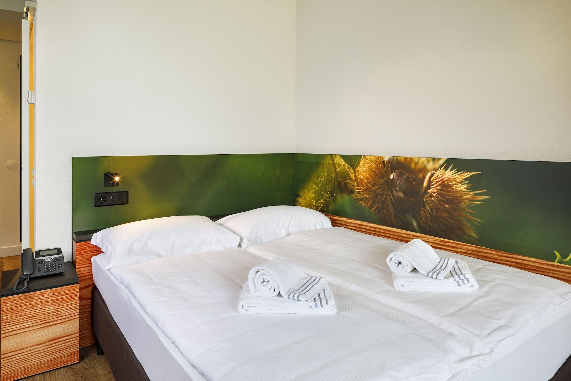 Hotel Bellinzona Sud Swiss Quality Монте-Карассо Экстерьер фото
