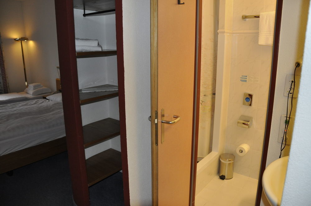 Hotel Bellinzona Sud Swiss Quality Монте-Карассо Экстерьер фото