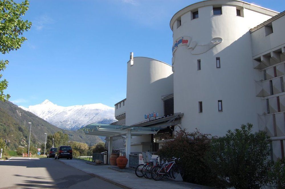 Hotel Bellinzona Sud Swiss Quality Монте-Карассо Экстерьер фото