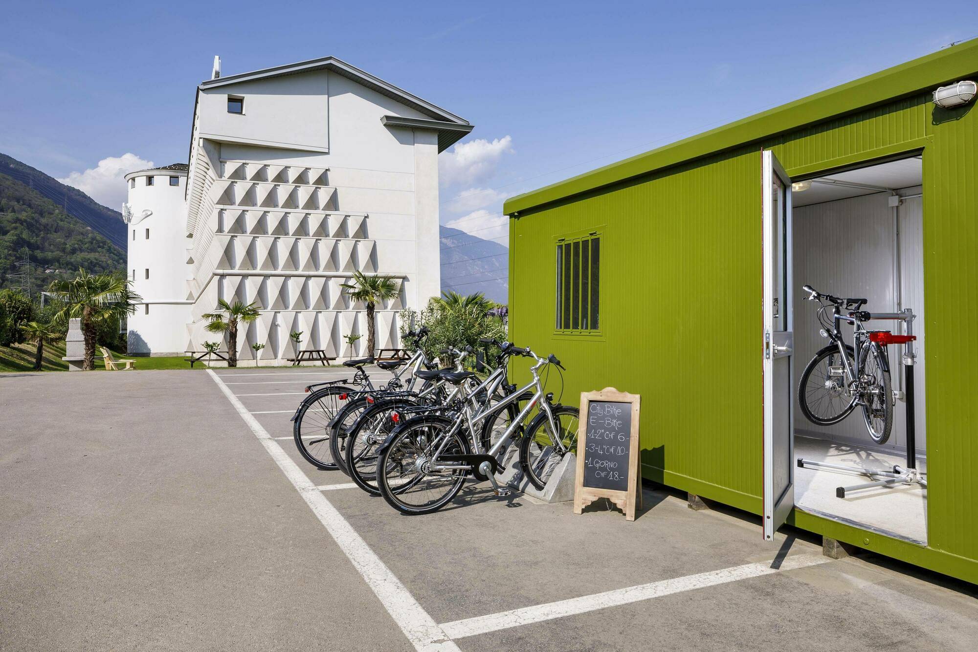 Hotel Bellinzona Sud Swiss Quality Монте-Карассо Экстерьер фото